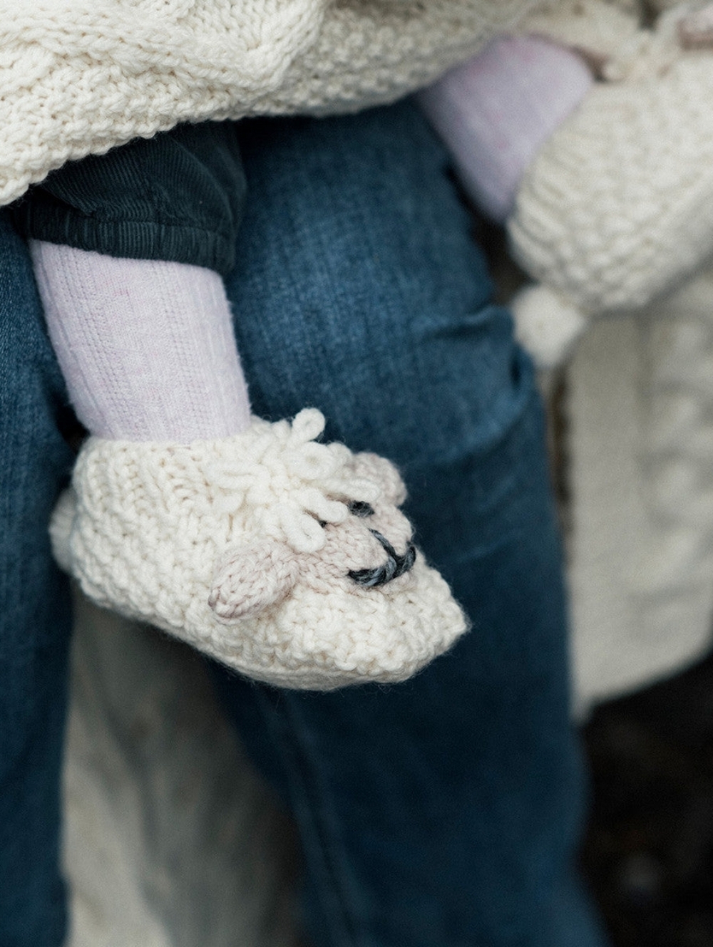 Baby Shepley Aran Booties
 Cream Baby Wool Slippers with Pom Pom NWT